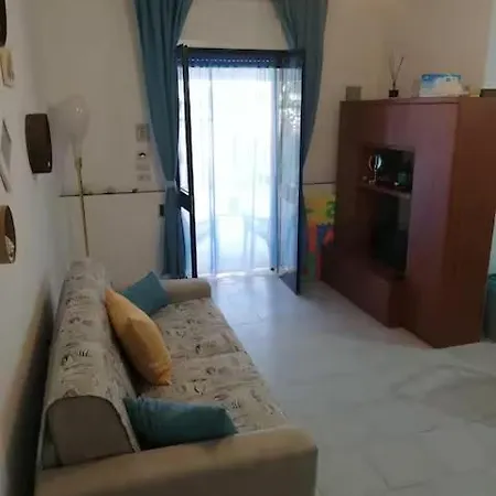 Nyaraló Isabel Torre Ovo